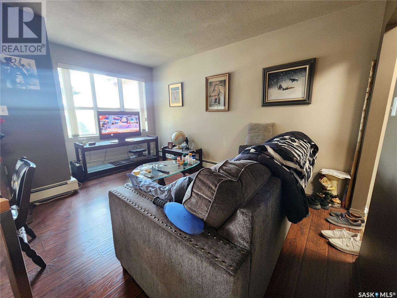 












105 102 1st AVENUE

,
Caronport,




Saskatchewan
S0H0S0

