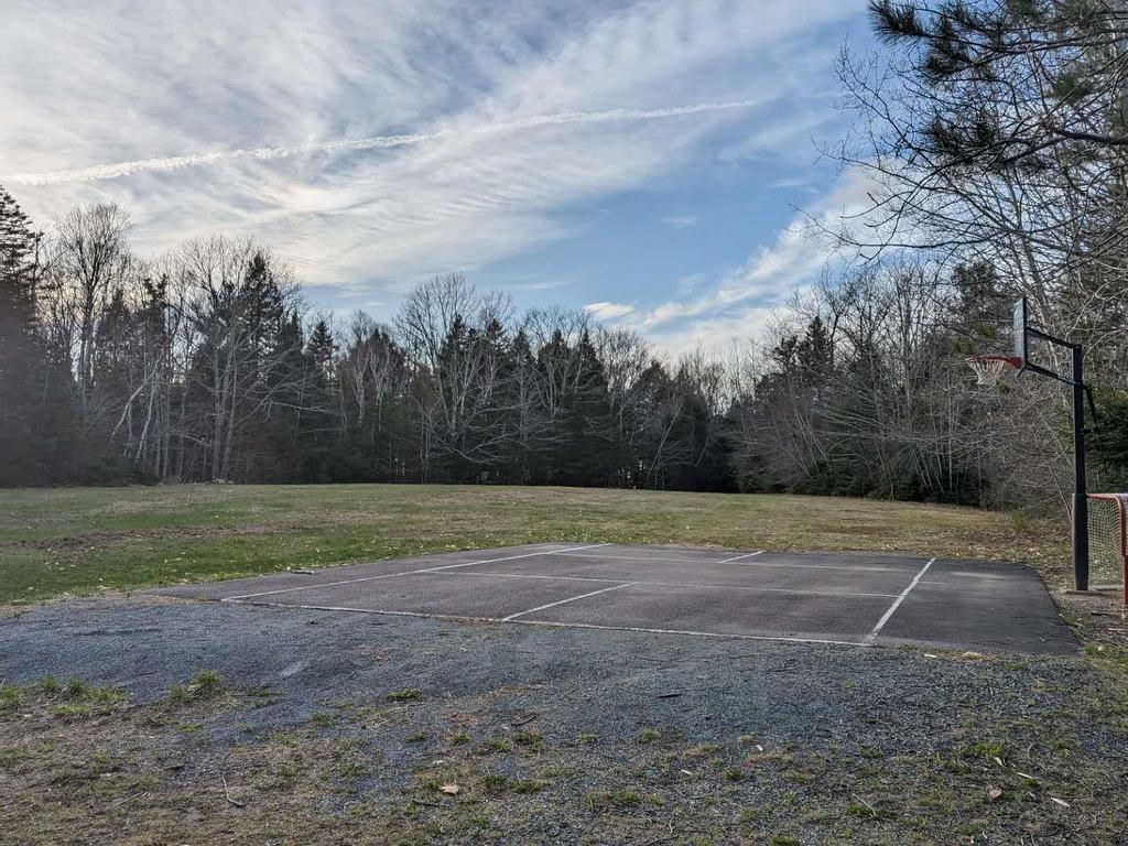 












Catidian Place Road

,
Hebbville,







NS
B4V 7A7


