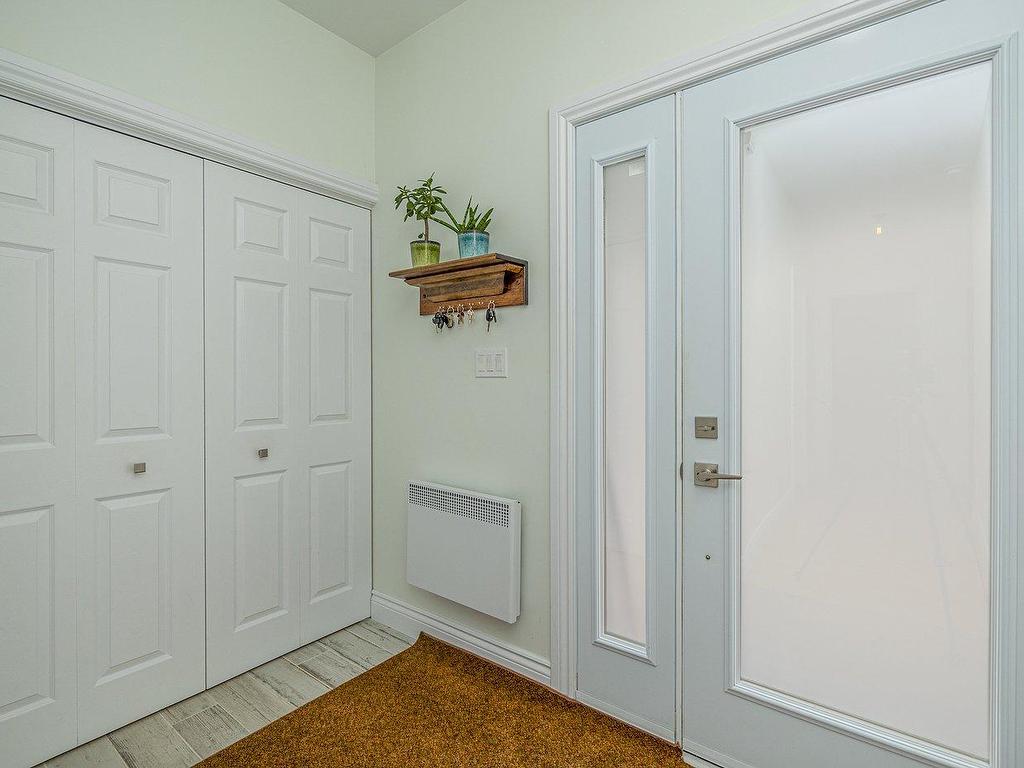 









52


10e Rang E.

,
Notre-Dame-des-Bois,




QC
J0B2E0

