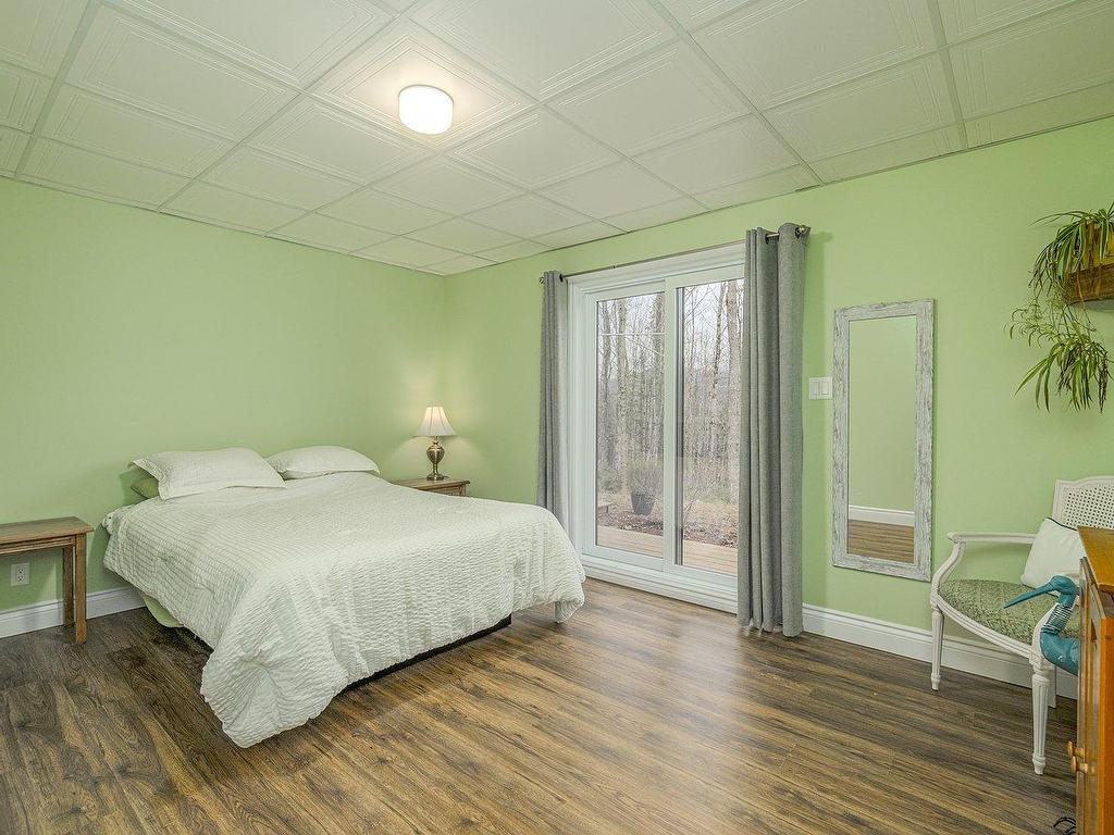 









52


10e Rang E.

,
Notre-Dame-des-Bois,




QC
J0B2E0

