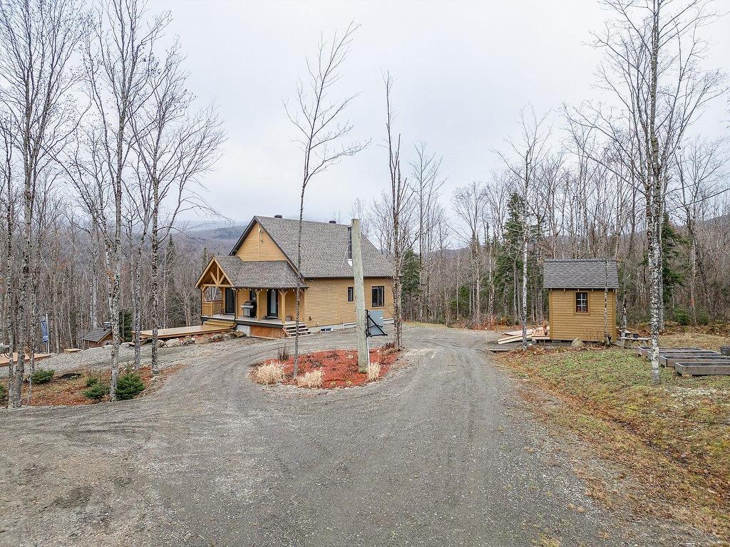 









52


10e Rang E.

,
Notre-Dame-des-Bois,




QC
J0B2E0

