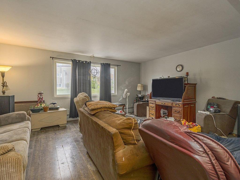 









1192

 - 1200


Rue du Conseil

,
Sherbrooke (Fleurimont),




QC
J1G1M8

