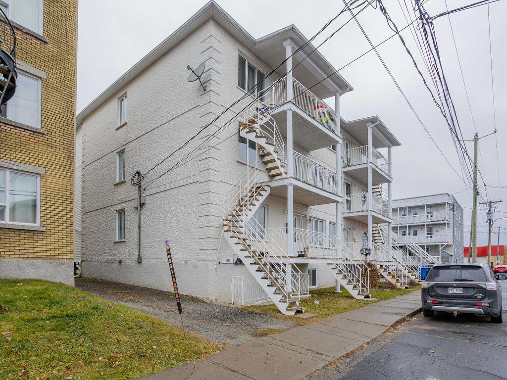 









2721

 - 2737


Av. Coutu

,
Shawinigan,




QC
G9N2Y1

