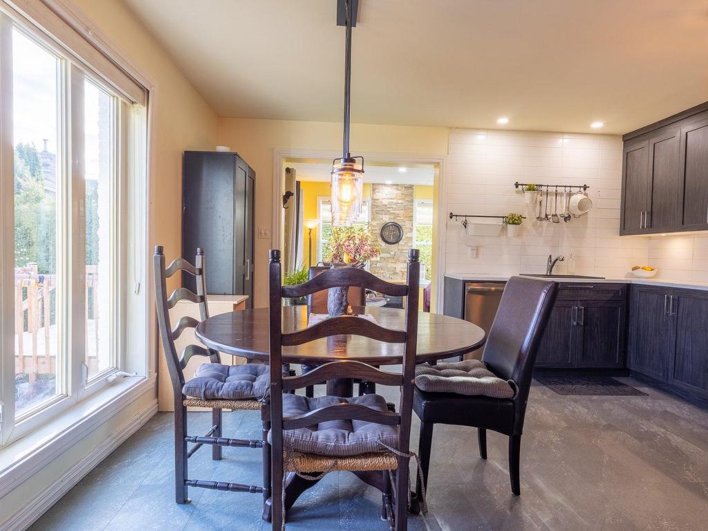 









483


Rue De Grandmont

,
Trois-Rivières,




QC
G8T8A7

