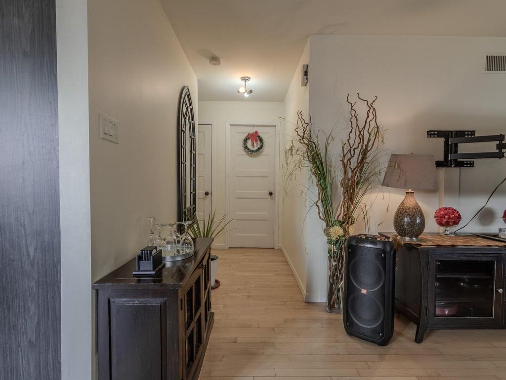 









483


Rue De Grandmont

,
Trois-Rivières,




QC
G8T8A7


