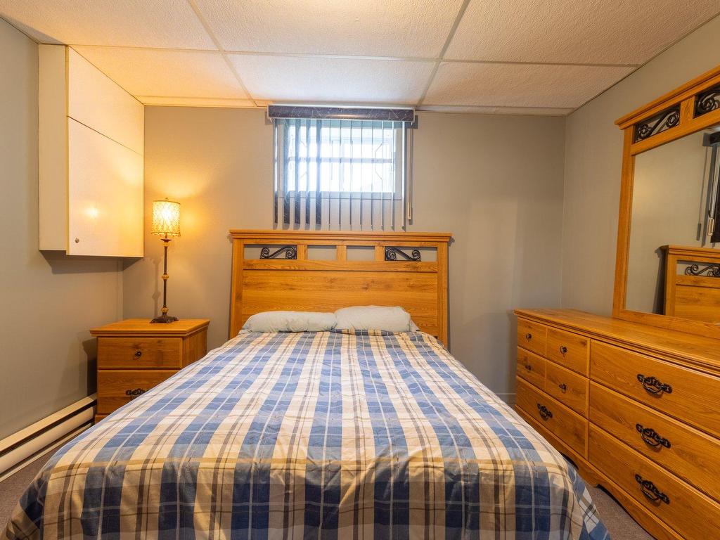 









483


Rue De Grandmont

,
Trois-Rivières,




QC
G8T8A7

