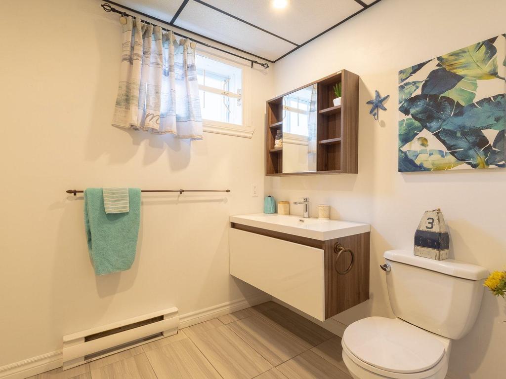









483


Rue De Grandmont

,
Trois-Rivières,




QC
G8T8A7

