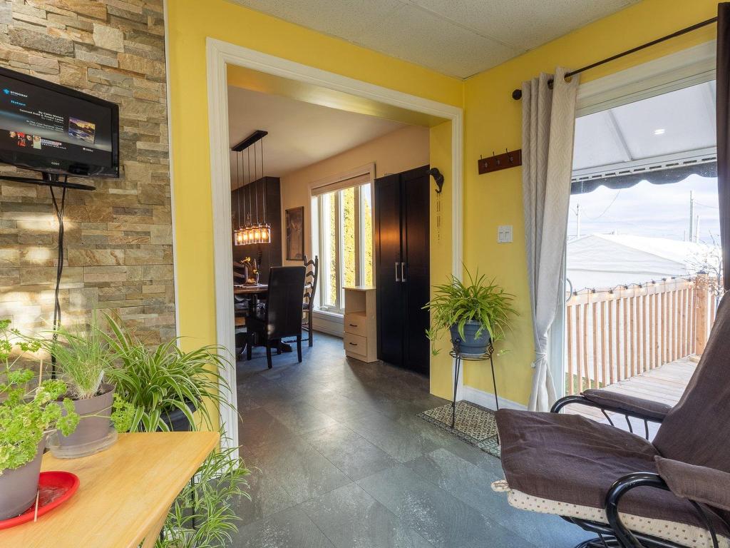 









483


Rue De Grandmont

,
Trois-Rivières,




QC
G8T8A7

