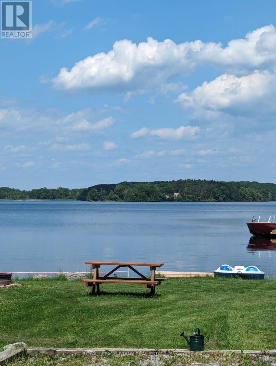 












TH015 - 770 SCOLLARD LINE

,
Selwyn,




Ontario
K0L1T0

