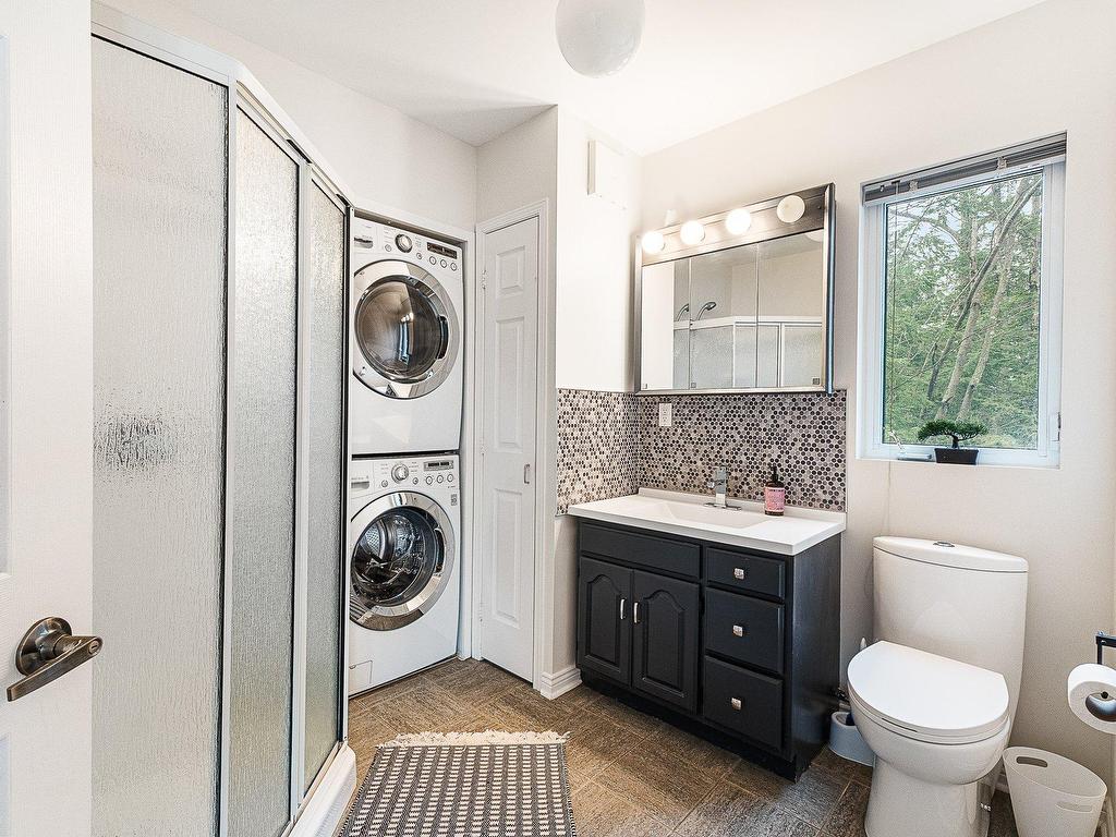 









315


Ch. Narrows

,
Stanstead - Canton,




QC
J1X3W4

