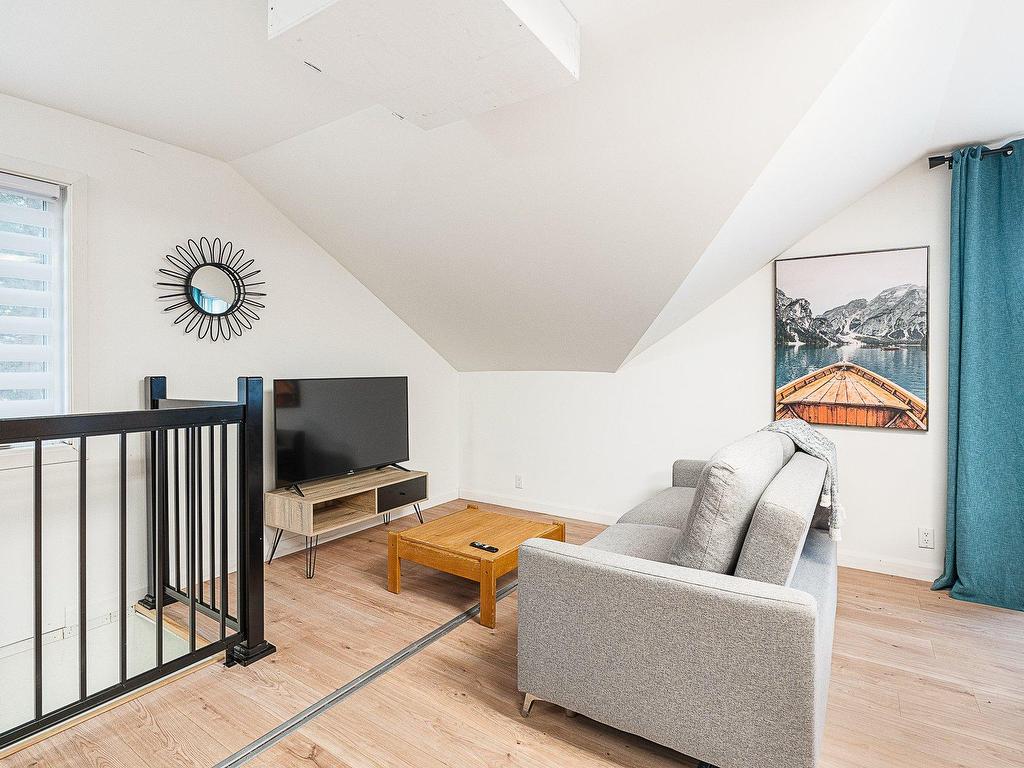 









315


Ch. Narrows

,
Stanstead - Canton,




QC
J1X3W4

