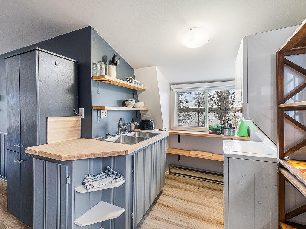 









315


Ch. Narrows

,
Stanstead - Canton,




QC
J1X3W4

