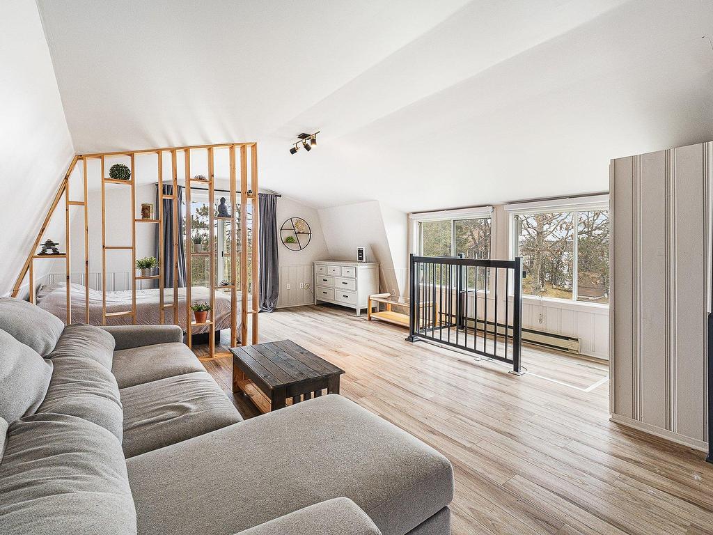 









315


Ch. Narrows

,
Stanstead - Canton,




QC
J1X3W4


