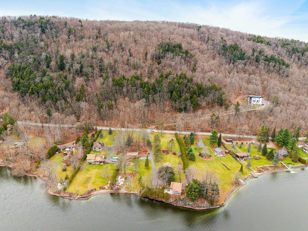 









315


Ch. Narrows

,
Stanstead - Canton,




QC
J1X3W4

