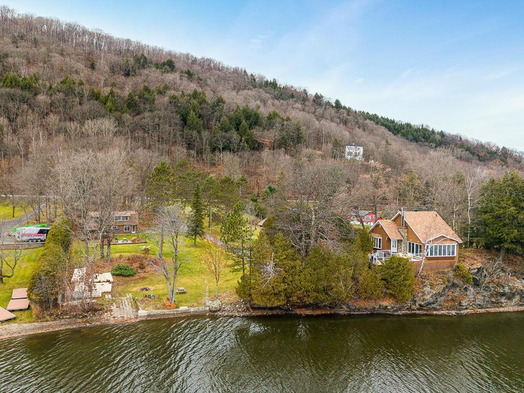 









315


Ch. Narrows

,
Stanstead - Canton,




QC
J1X3W4


