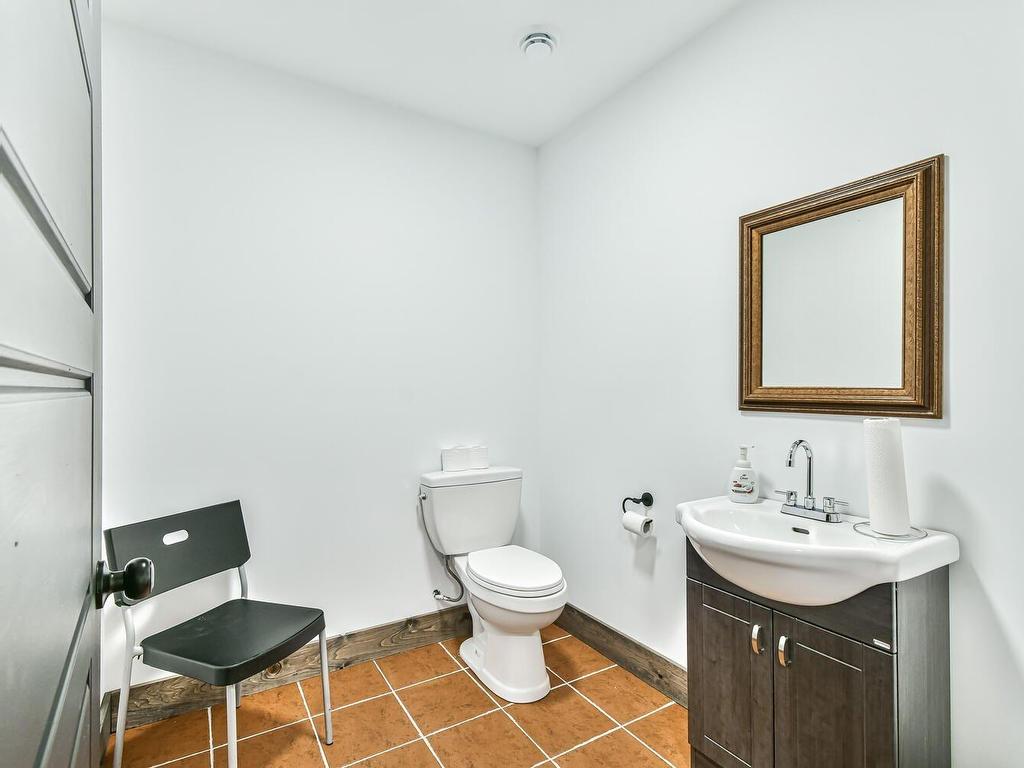 









55


Rue Préfontaine E.

,
Sainte-Agathe-des-Monts,




QC
J8C1S3

