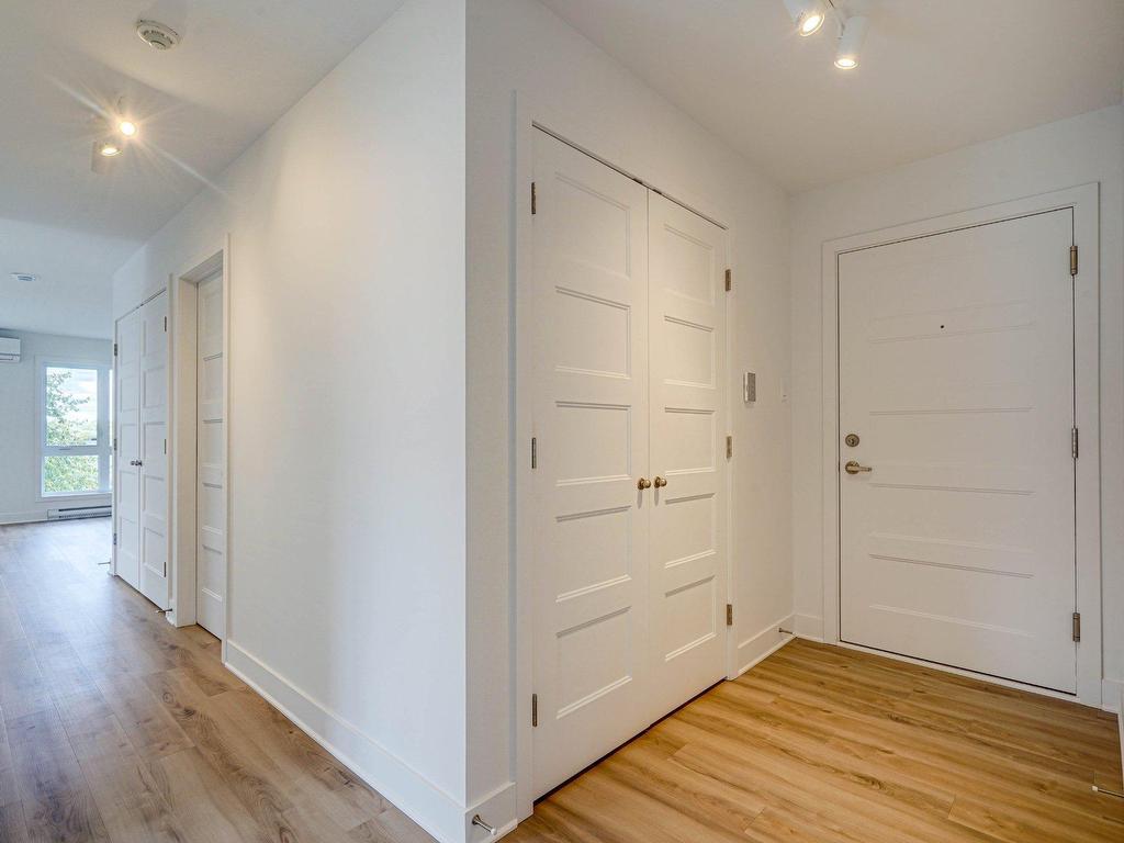 









2202


Boul. du Bord-de-l'Eau

, 6,
Salaberry-de-Valleyfield,




QC
J6S0K1

