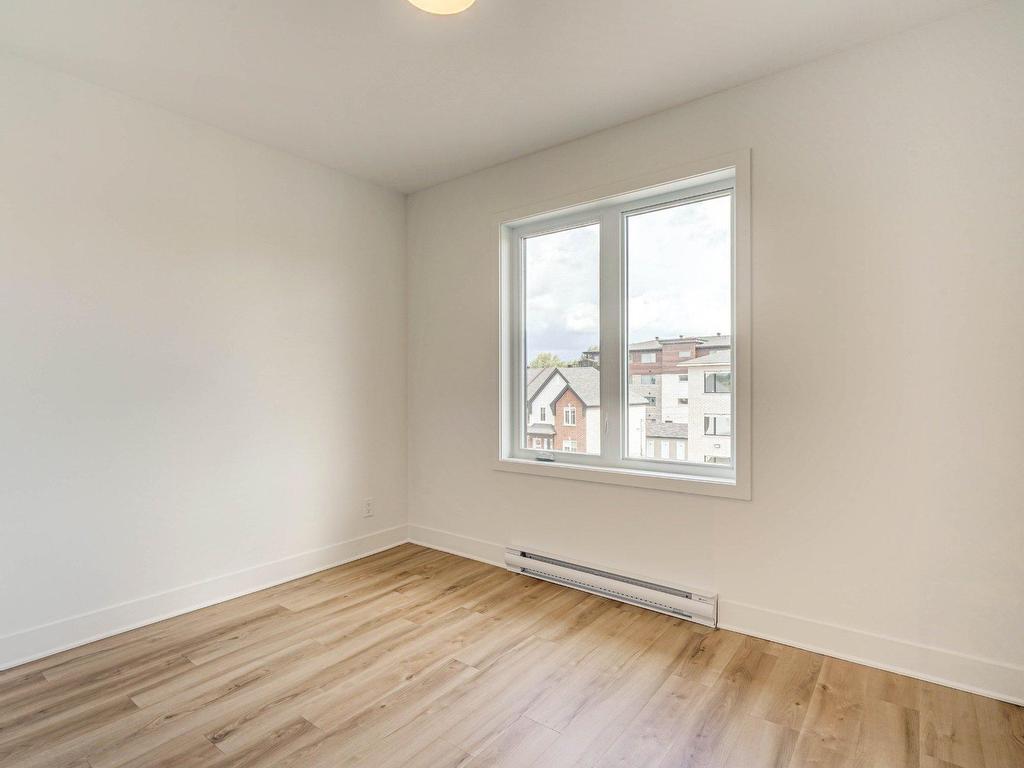 









2202


Boul. du Bord-de-l'Eau

, 6,
Salaberry-de-Valleyfield,




QC
J6S0K1

