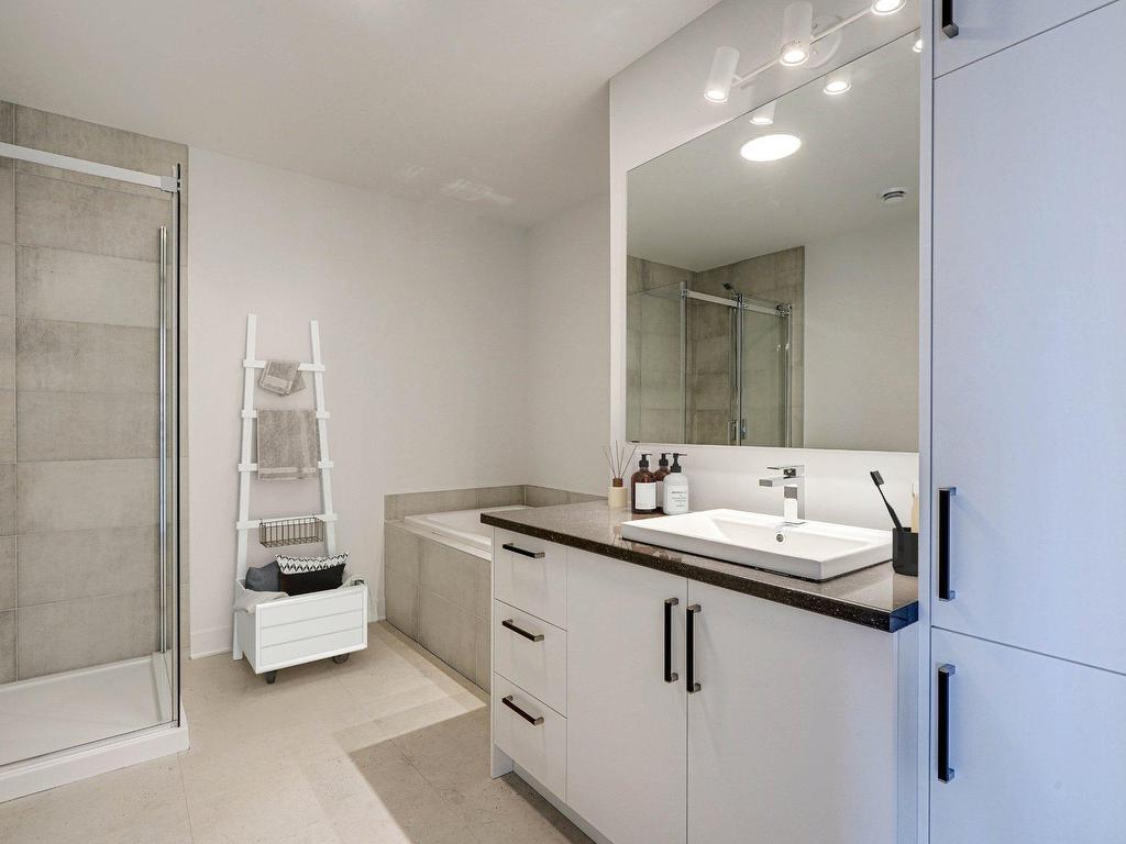 









2202


Boul. du Bord-de-l'Eau

, 6,
Salaberry-de-Valleyfield,




QC
J6S0K1

