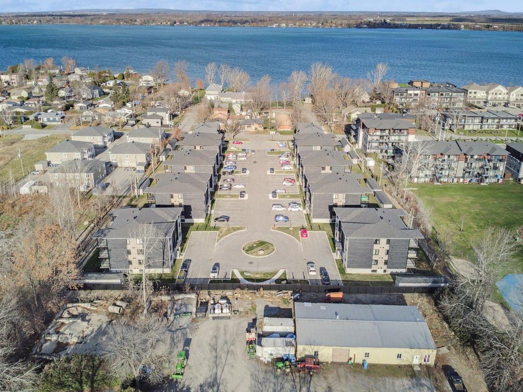 









2202


Boul. du Bord-de-l'Eau

, 6,
Salaberry-de-Valleyfield,




QC
J6S0K1

