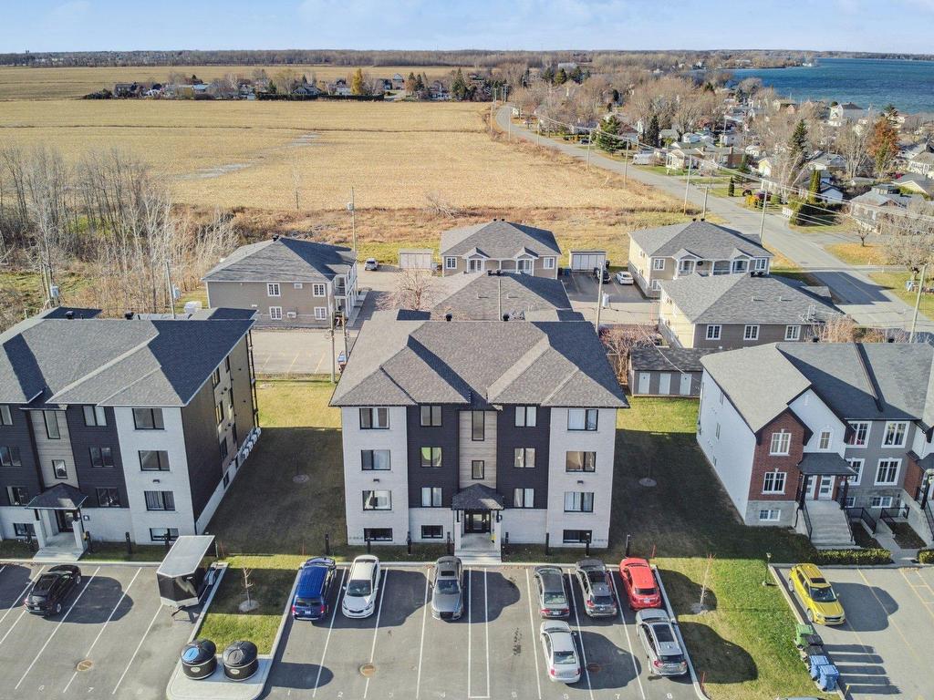 









2202


Boul. du Bord-de-l'Eau

, 6,
Salaberry-de-Valleyfield,




QC
J6S0K1

