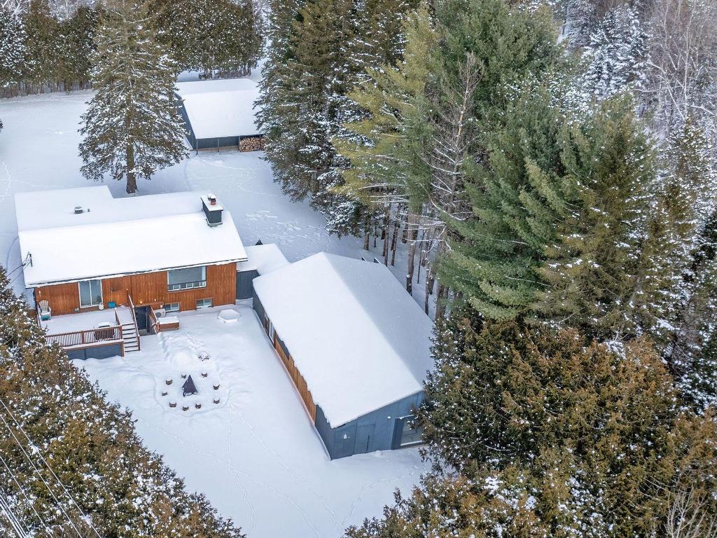 









1470Z


Rue Labelle

,
Mont-Tremblant,







QC
J8E2N5

