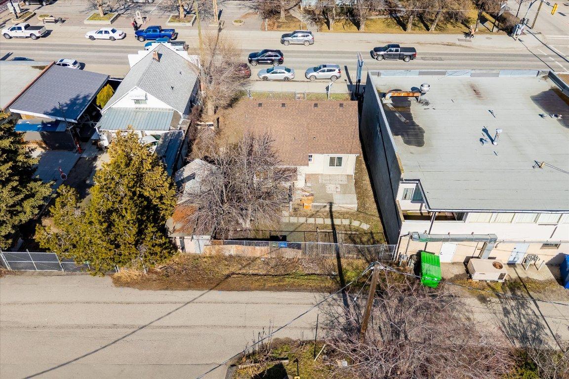 









2465


Main

Street,
West Kelowna,




BC
V4T 1K5

