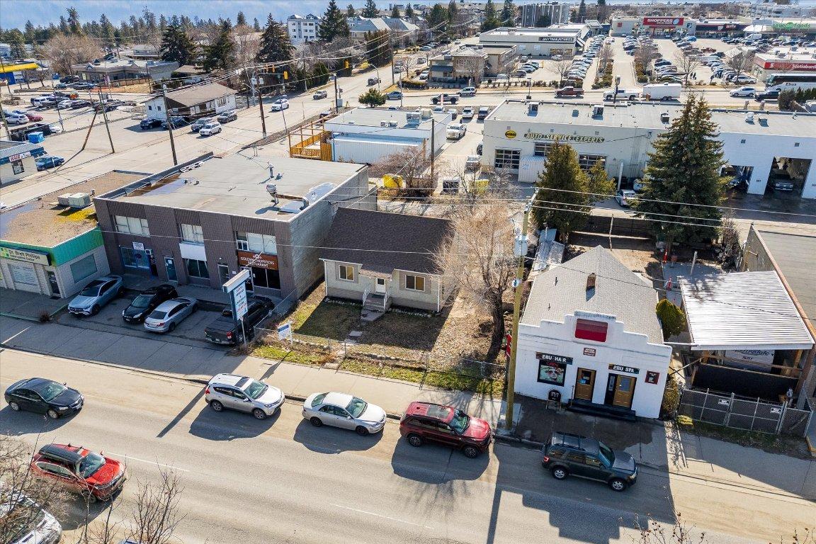 









2465


Main

Street,
West Kelowna,




BC
V4T 1K5

