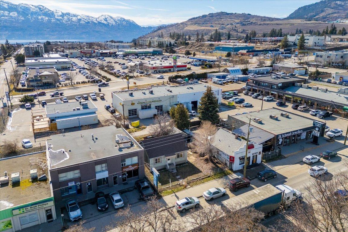 









2465


Main

Street,
West Kelowna,




BC
V4T 1K5

