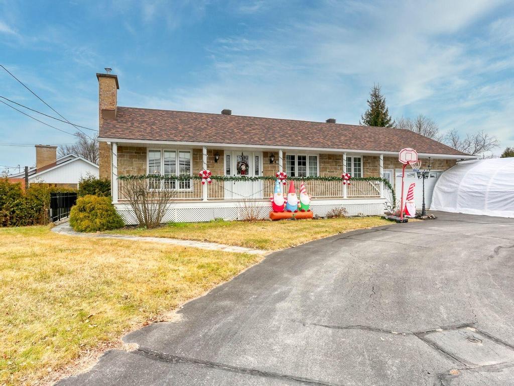 









3805


105e Avenue

,
Shawinigan,




QC
G9P1R8

