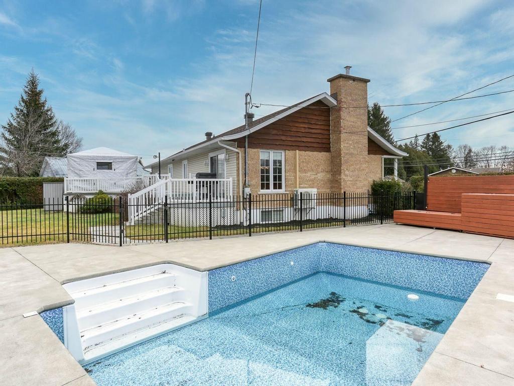 









3805


105e Avenue

,
Shawinigan,




QC
G9P1R8

