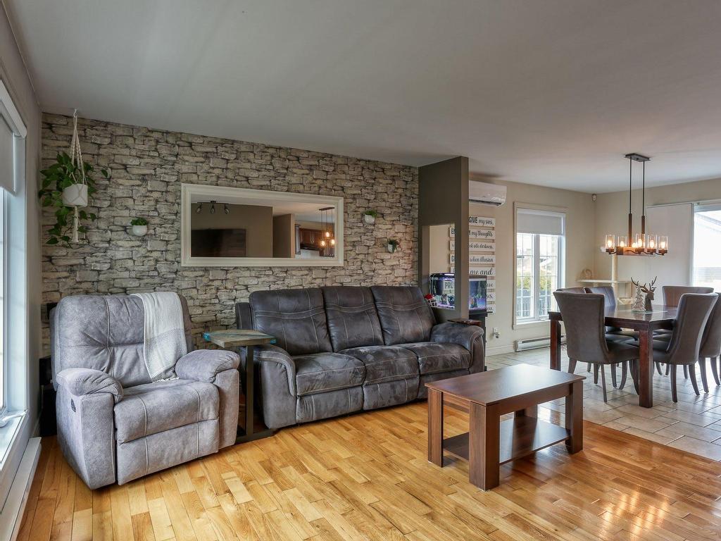 









3805


105e Avenue

,
Shawinigan,




QC
G9P1R8

