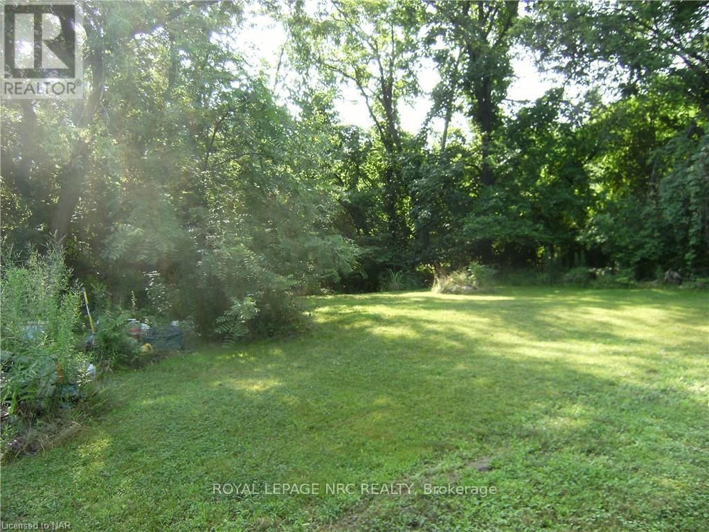 












1861 YORK ROAD

,
Niagara-on-the-Lake (St. Davids),




Ontario
L0S1J0

