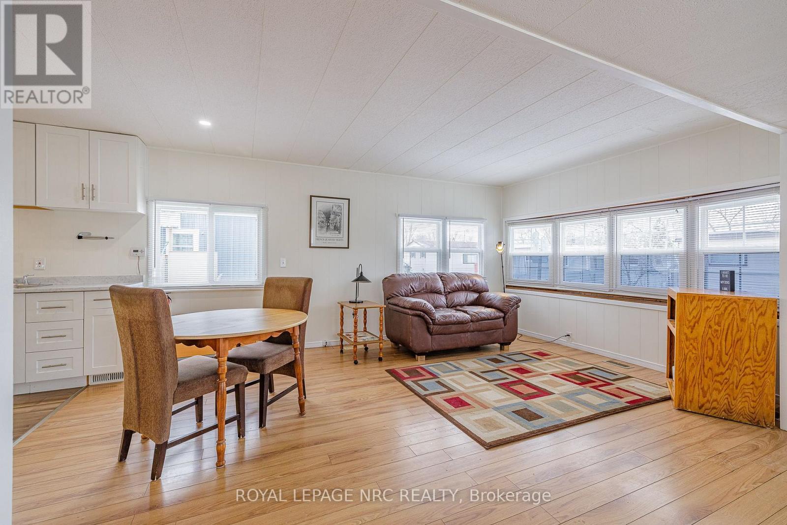 












310 - 241 ST. PAUL STREET W

,
St. Catharines (Western Hill),




Ontario
L2S2E5

