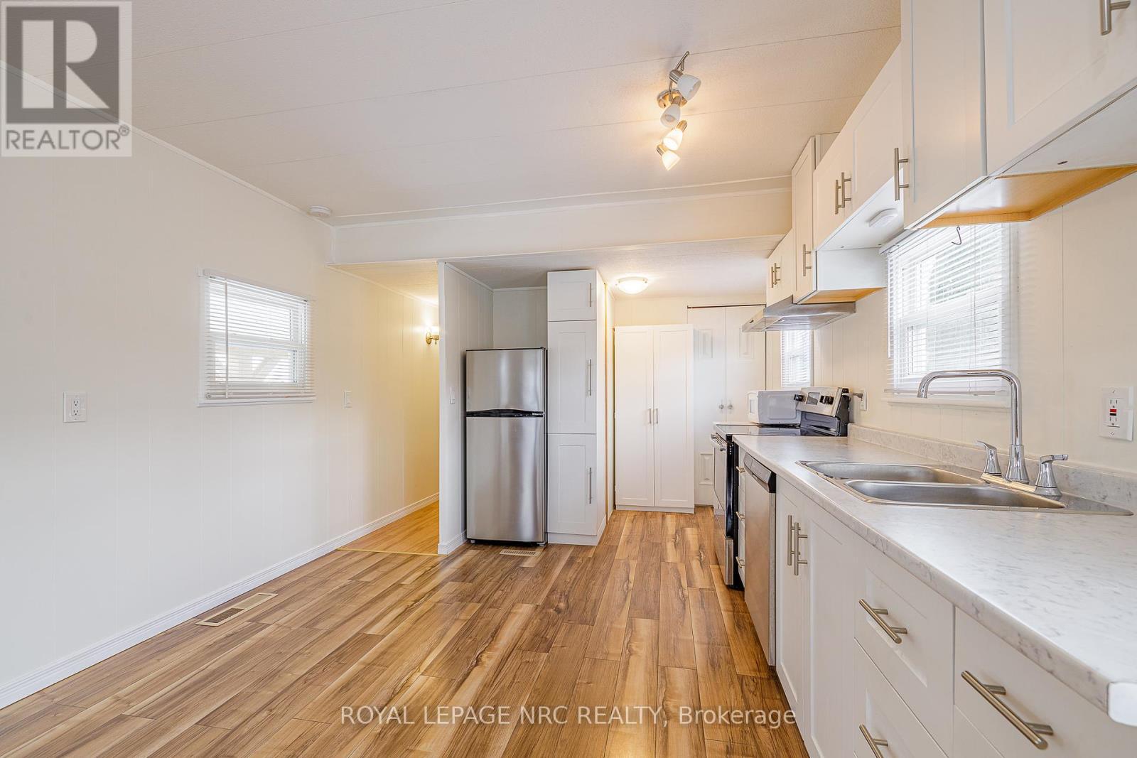 












310 - 241 ST. PAUL STREET W

,
St. Catharines (Western Hill),




Ontario
L2S2E5

