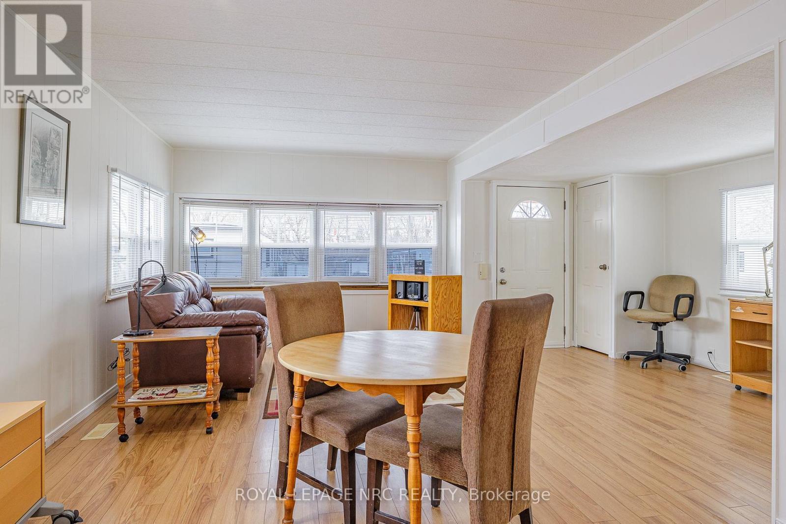 












310 - 241 ST. PAUL STREET W

,
St. Catharines (Western Hill),




Ontario
L2S2E5

