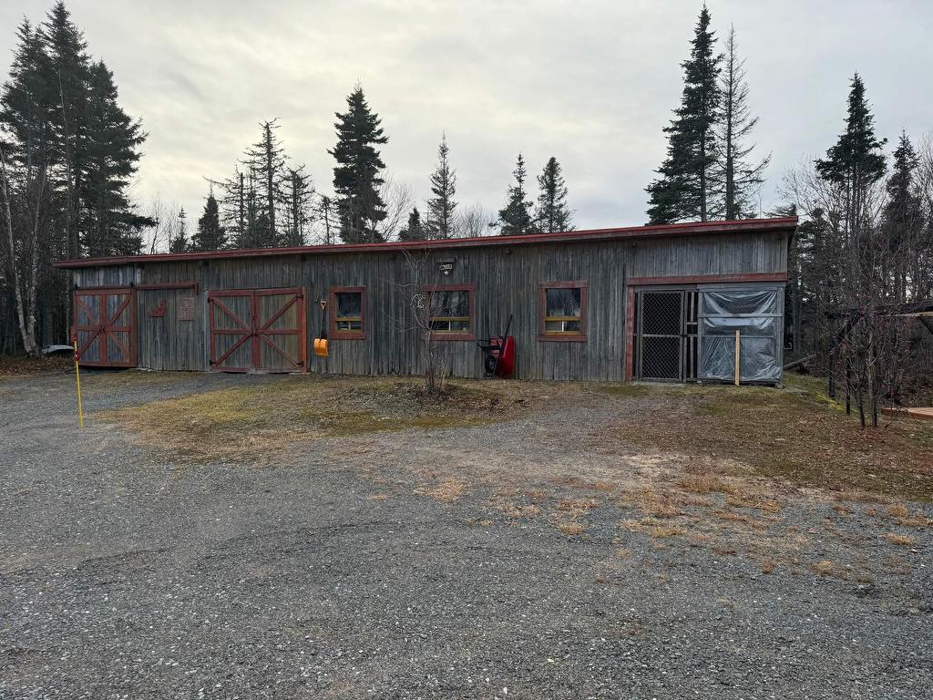 









4051


Route 138 O.

,
Sept-Îles,




QC
G4R4K1

