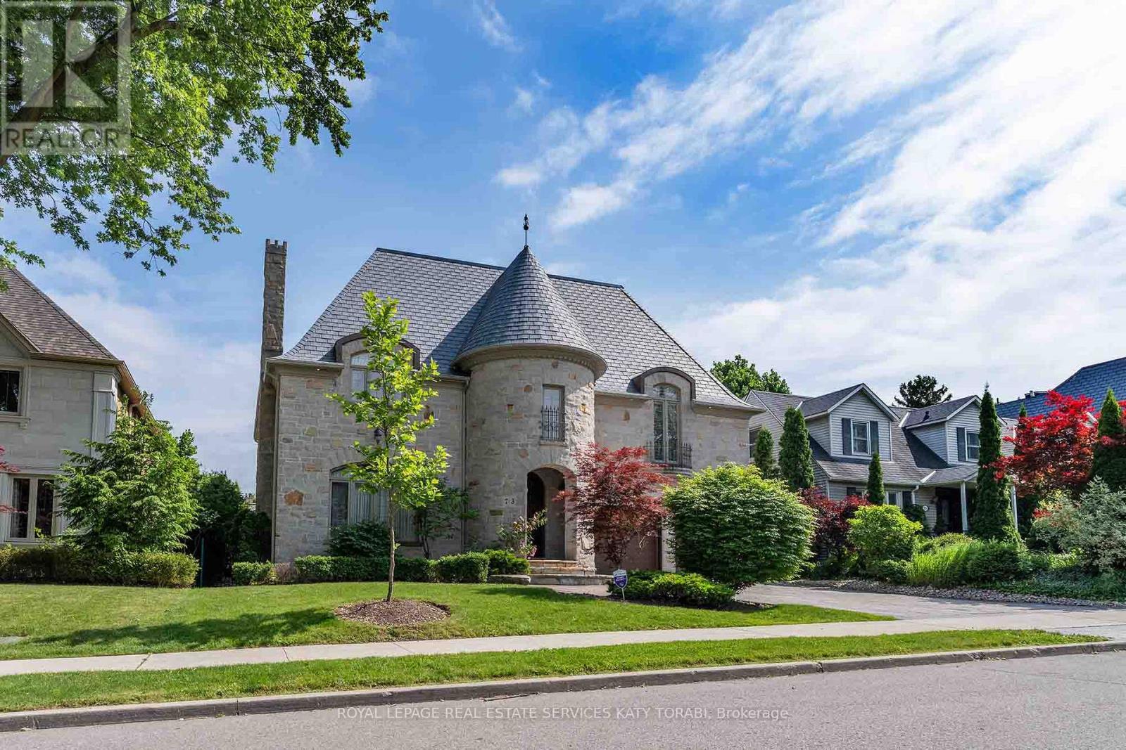 












73 YORKMINISTER ROAD

,
Toronto,




Ontario
M2P1M4

