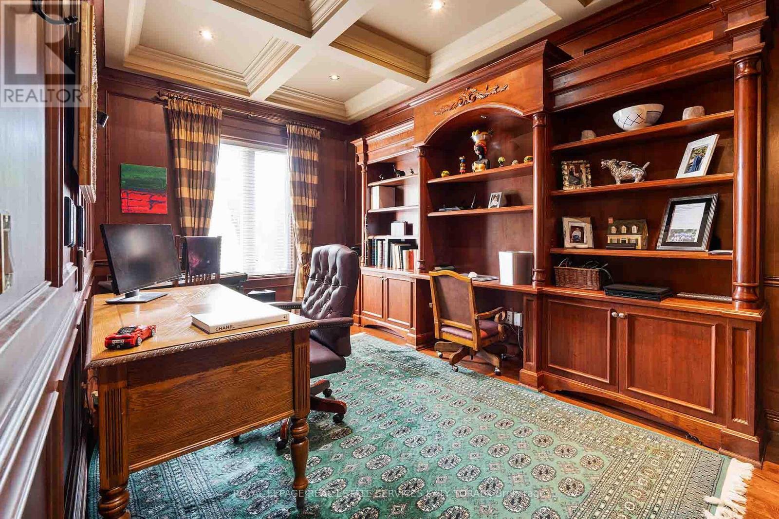 












73 YORKMINISTER ROAD

,
Toronto,




Ontario
M2P1M4

