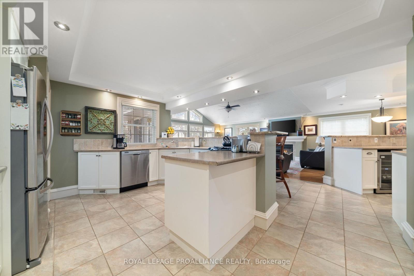












81-97 CARTER ROAD

,
Quinte West (Murray Ward),




Ontario
K0K1L0

