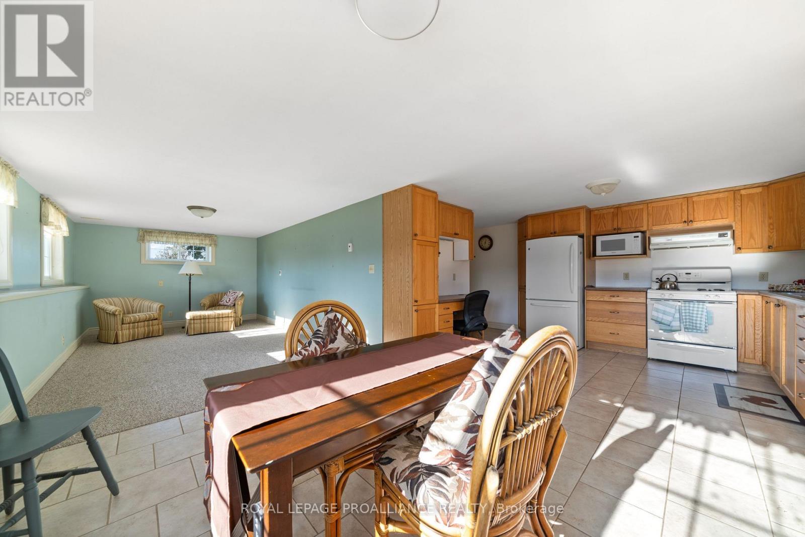 












81-97 CARTER ROAD

,
Quinte West (Murray Ward),




Ontario
K0K1L0

