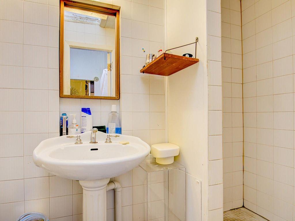 









205

 - 207


Av. Fairmount O.

,
Montréal (Le Plateau-Mont-Royal),




QC
H2T2M8

