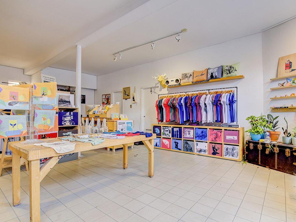 









205

 - 207


Av. Fairmount O.

,
Montréal (Le Plateau-Mont-Royal),




QC
H2T2M8

