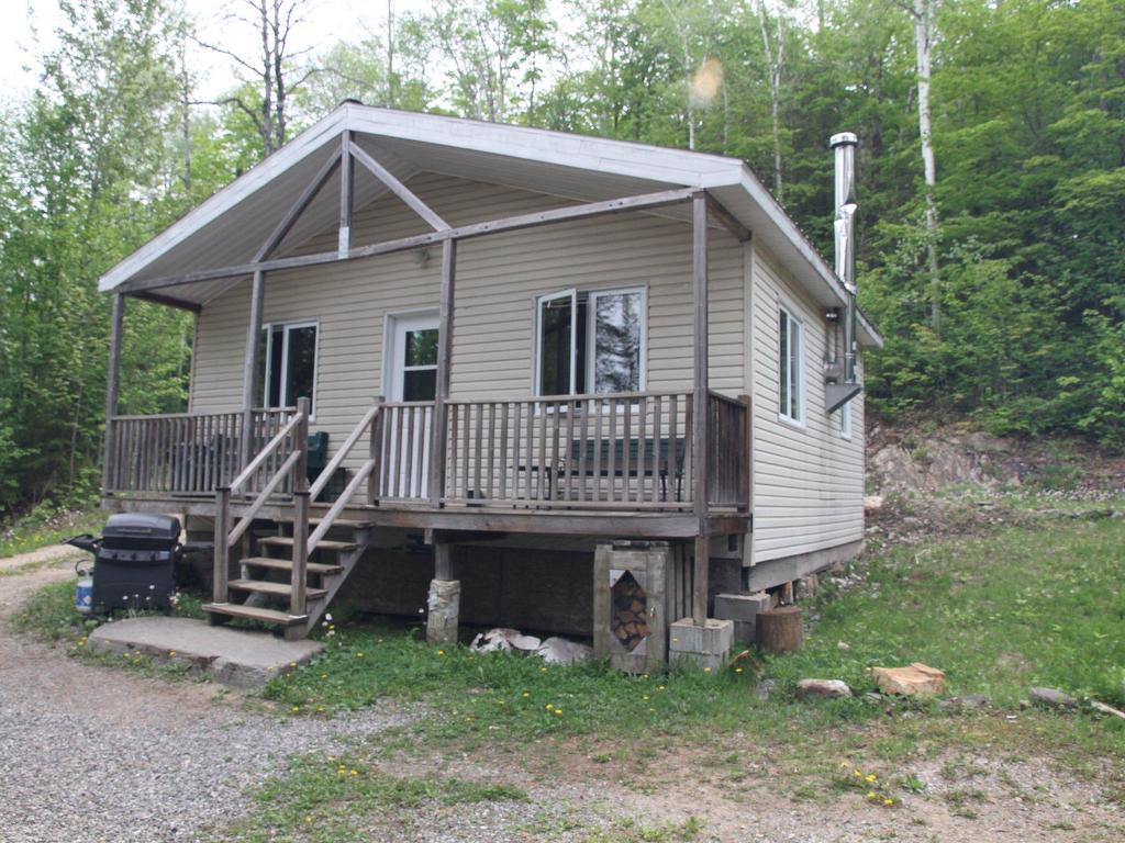 









01


Ch. du Club-des-Douze 

,
Duhamel,




QC
J0V1G0

