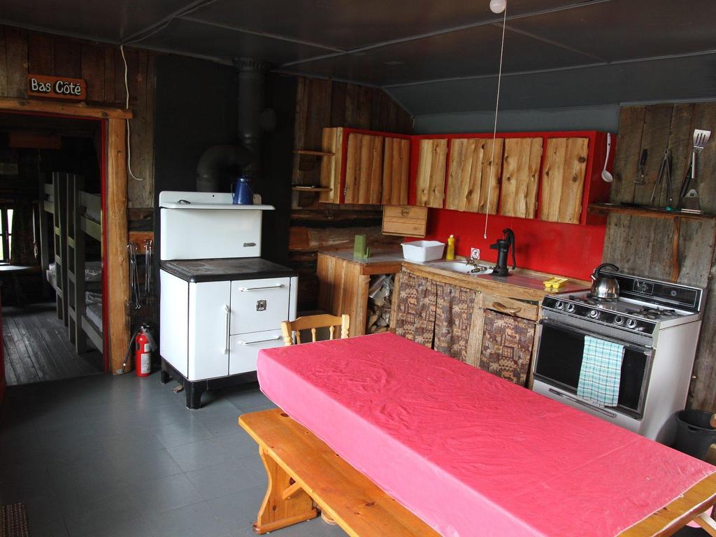 









01


Ch. du Club-des-Douze 

,
Duhamel,




QC
J0V1G0

