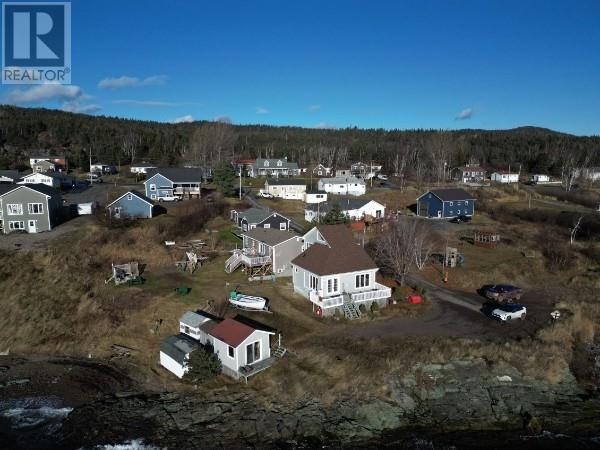 












11 Sycamore Street

,
Springdale,




Newfoundland & Labrador
A0J1T0

