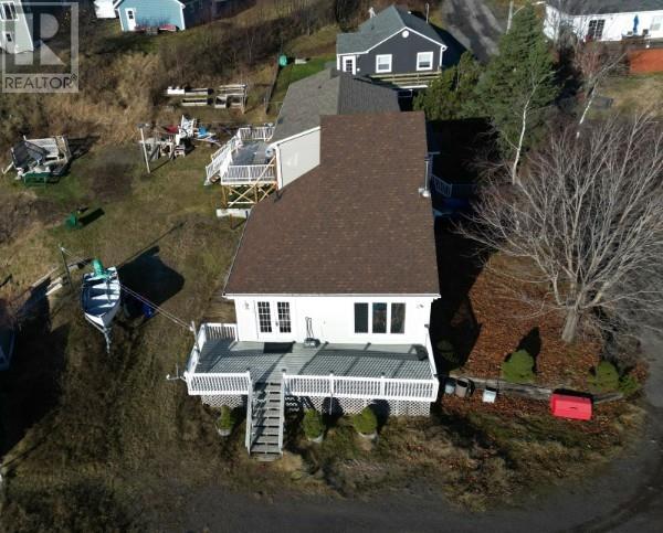 












11 Sycamore Street

,
Springdale,




Newfoundland & Labrador
A0J1T0

