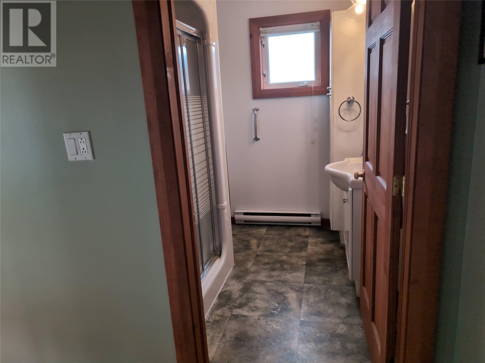 












11 Sycamore Street

,
Springdale,




Newfoundland & Labrador
A0J1T0

