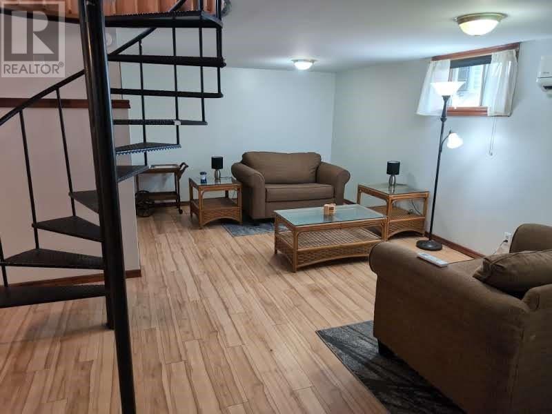 












11 Sycamore Street

,
Springdale,




Newfoundland & Labrador
A0J1T0


