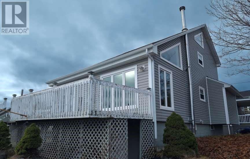 












11 Sycamore Street

,
Springdale,




Newfoundland & Labrador
A0J1T0

